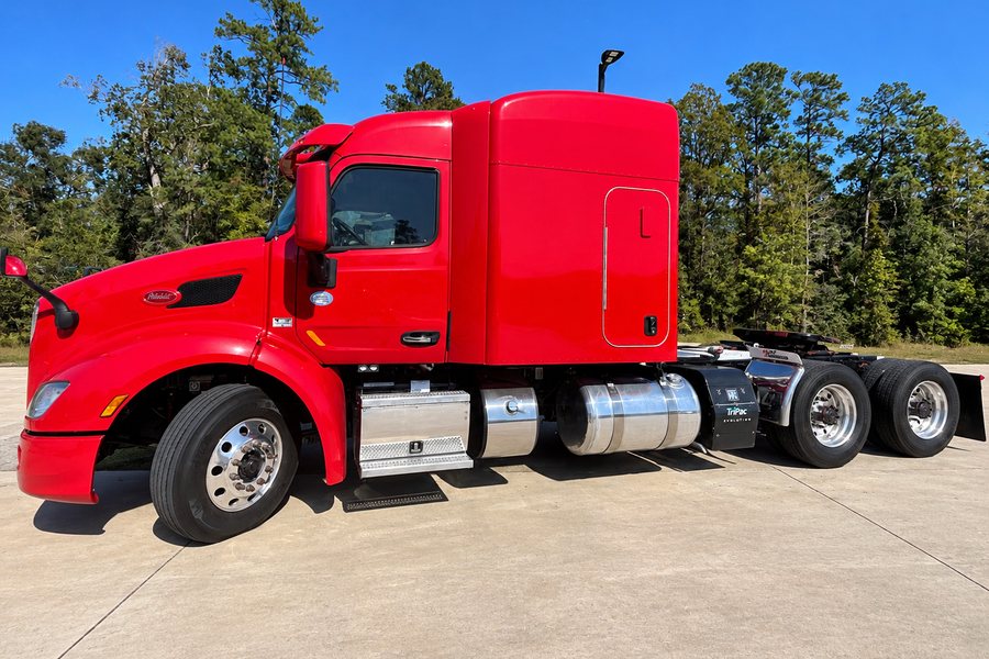 Southern Premier Trucking red sleeper tractor